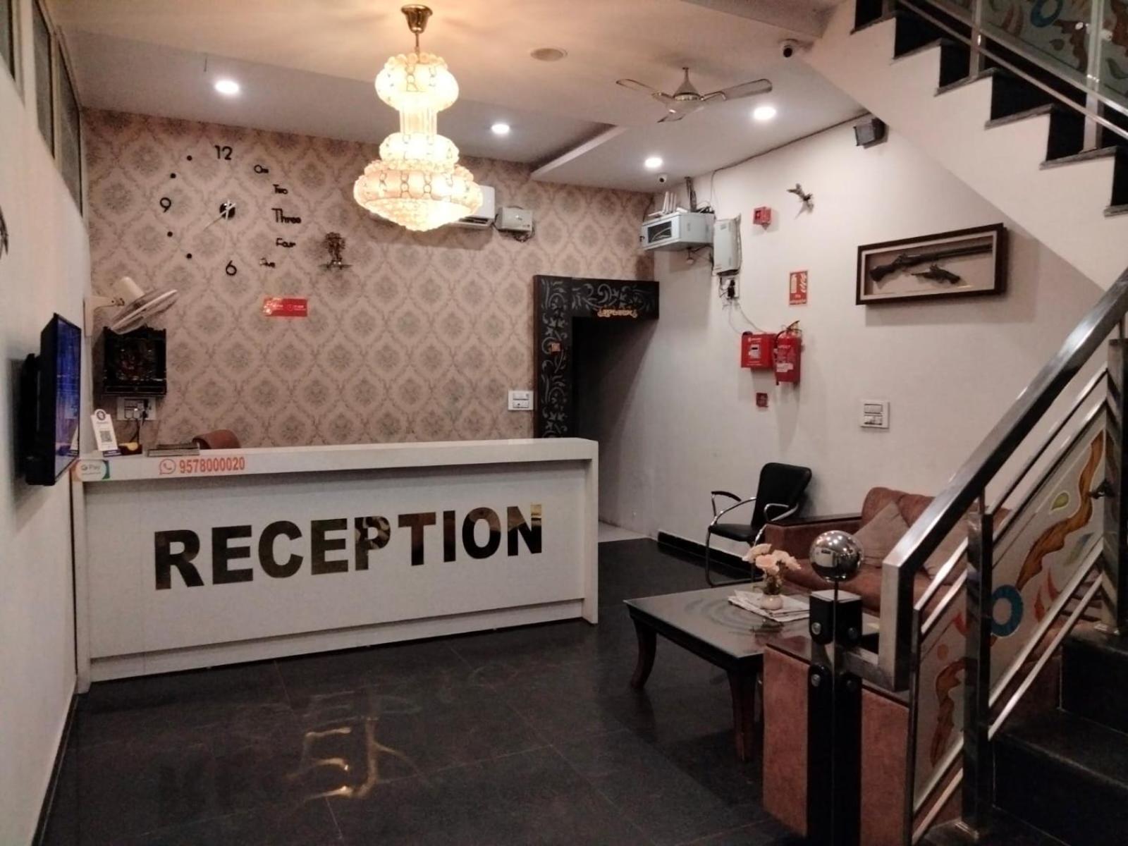 Hotel D Plaza Zirakpur Extérieur photo
