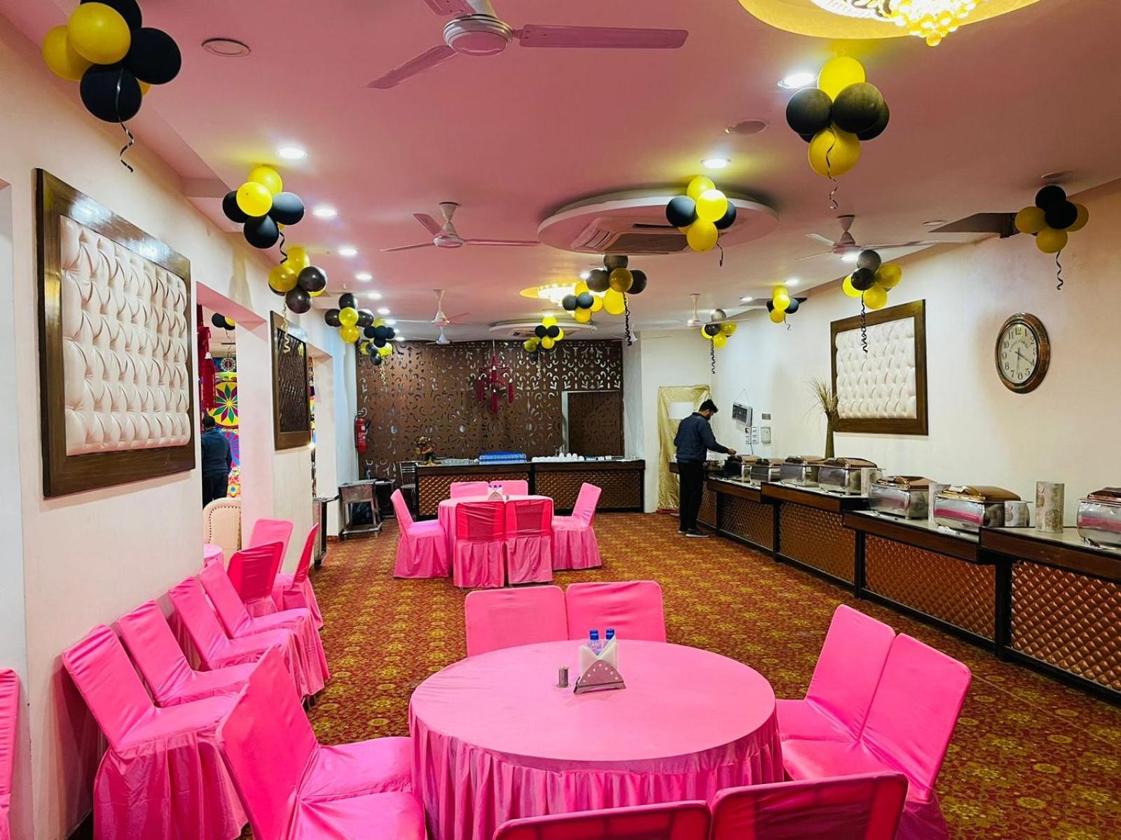 Hotel D Plaza Zirakpur Extérieur photo